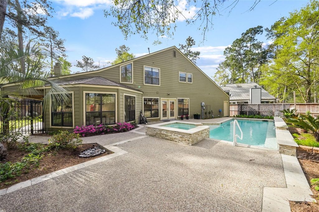 5 Berrypick Lane, The Woodlands, TX 77380