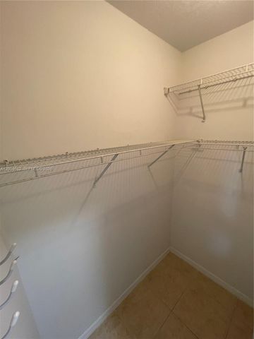 8423 NW 138th Ter 2804, Miami Lakes, FL 33016