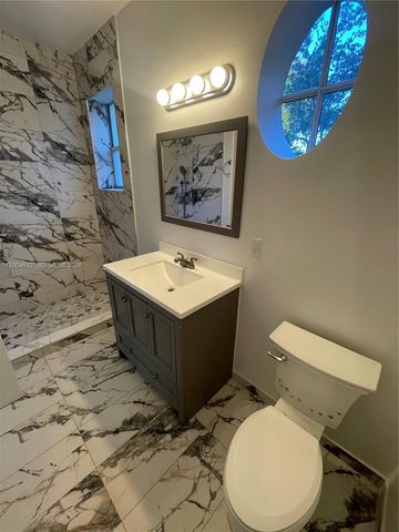 8423 NW 138th Ter 2804, Miami Lakes, FL 33016