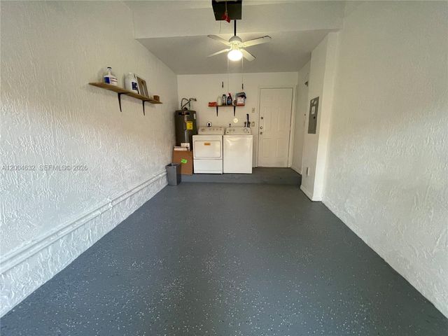 8423 NW 138th Ter 2804, Miami Lakes, FL 33016