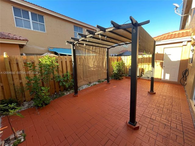 8423 NW 138th Ter 2804, Miami Lakes, FL 33016