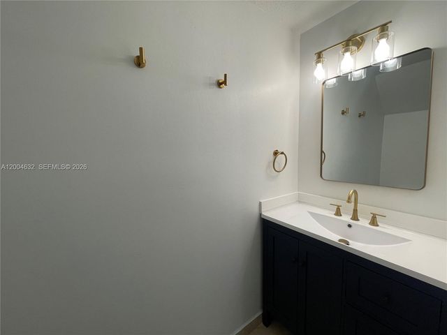 8423 NW 138th Ter 2804, Miami Lakes, FL 33016