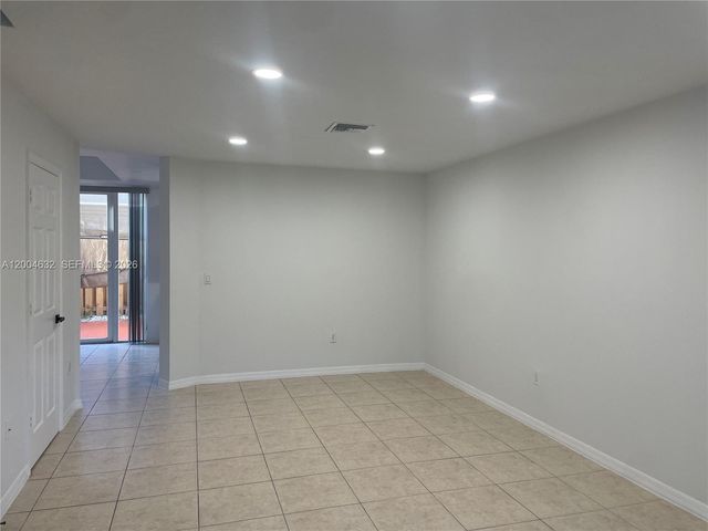 8423 NW 138th Ter 2804, Miami Lakes, FL 33016