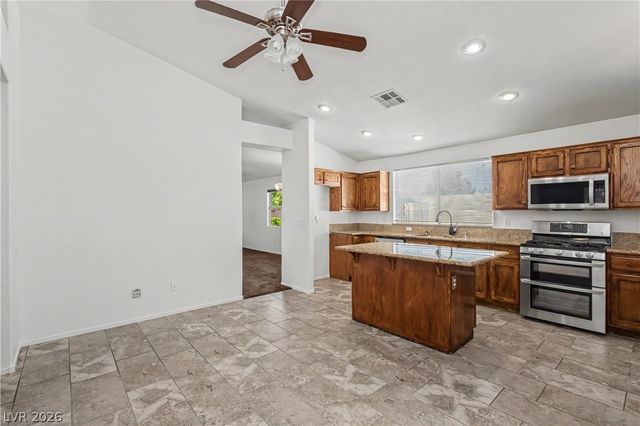 9501 Fox Forest Avenue, Las Vegas, NV 89129