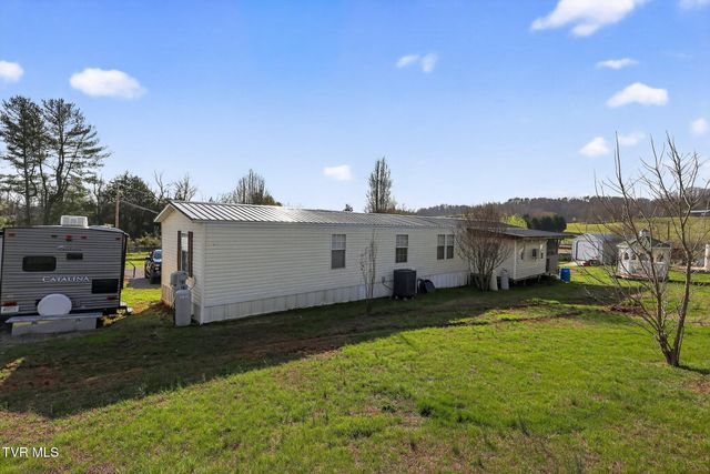 393 Meadow Creek Road, Bristol, TN 37620