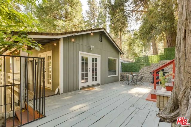 874 Fern Drive, Crestline, CA 92325