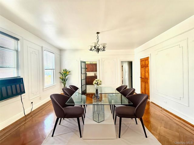9512 108th Ave, Ozone Park, NY 11417