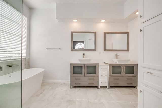 4201 Fair Oaks Drive, Grapevine, TX 76051