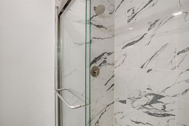 4201 Fair Oaks Drive, Grapevine, TX 76051