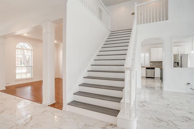 4201 Fair Oaks Drive, Grapevine, TX 76051