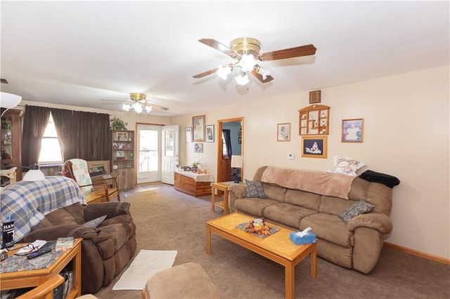 729 W 3rd Street, Cherryvale, KS 67335