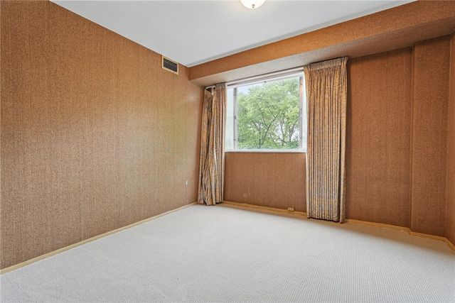 5048 5th Ave 101, Shadyside, PA 15232