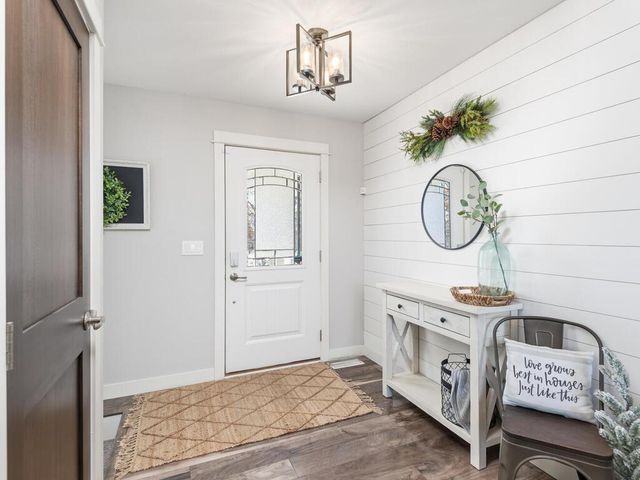 1961 6th Avenue N, Saint Cloud, MN 56303