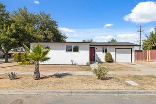 2224 W Shields Avenue, Fresno, CA 93705