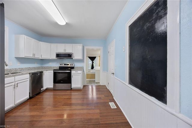 406 Lee ST, Hampton, VA 23669