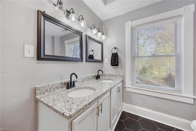 406 Lee ST, Hampton, VA 23669