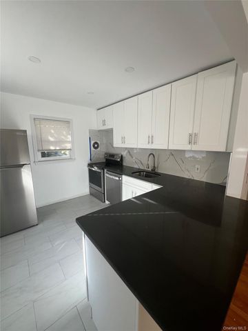 47 Washington Avenue N, White Plains, NY 10603