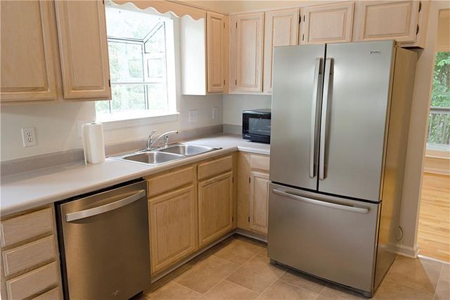 140 Crystal River Drive, Calhoun, GA 30701