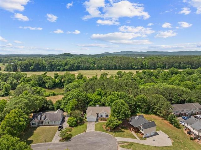 140 Crystal River Drive, Calhoun, GA 30701