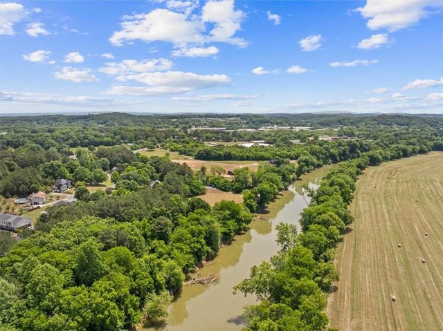 140 Crystal River Drive, Calhoun, GA 30701