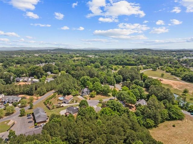 140 Crystal River Drive, Calhoun, GA 30701