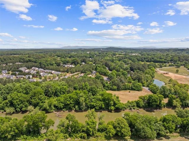 140 Crystal River Drive, Calhoun, GA 30701