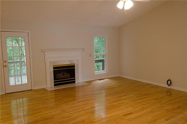 140 Crystal River Drive, Calhoun, GA 30701