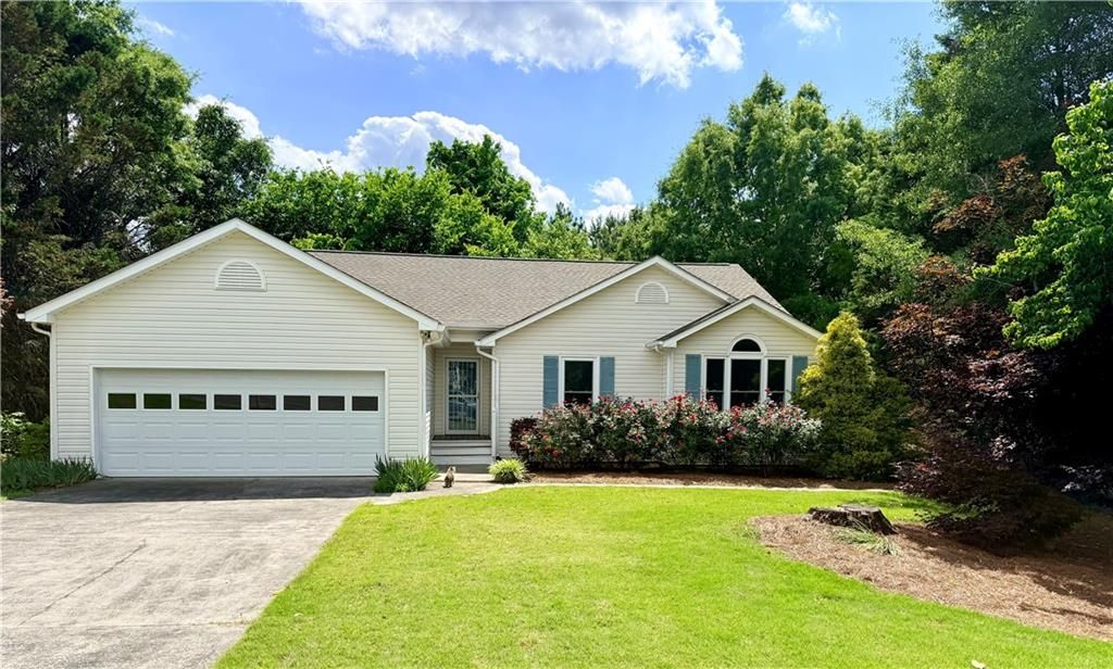 140 Crystal River Drive, Calhoun, GA 30701
