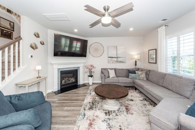 472 Richfield Way, Summerville, SC 29486
