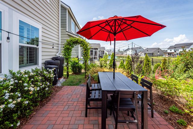 472 Richfield Way, Summerville, SC 29486