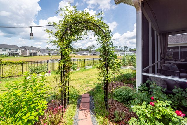 472 Richfield Way, Summerville, SC 29486