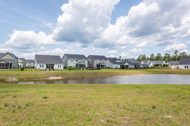 472 Richfield Way, Summerville, SC 29486