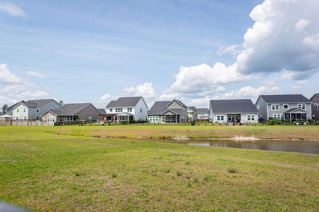 472 Richfield Way, Summerville, SC 29486