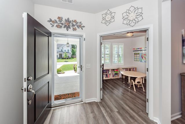 472 Richfield Way, Summerville, SC 29486