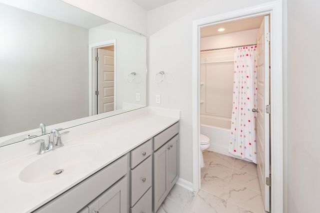472 Richfield Way, Summerville, SC 29486