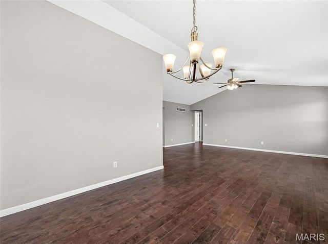 157 Sweetgum Drive, Troy, MO 63379