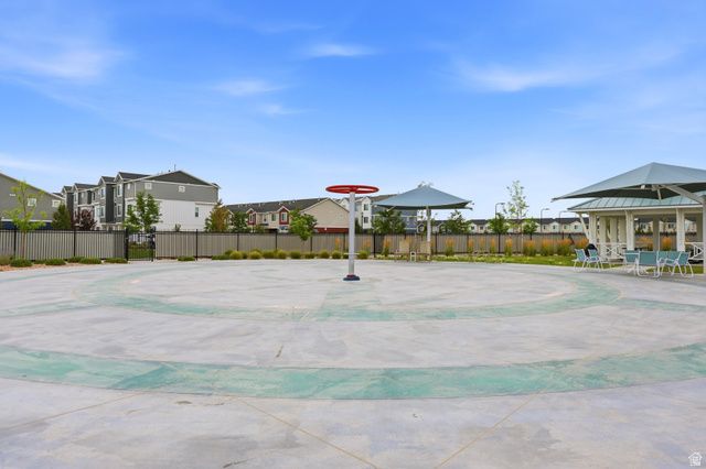 1098 E WATERWAY LN, Saratoga Springs, UT 84045