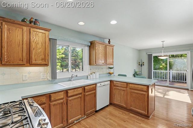 62998 Invitational Drive, Washington, MI 48094