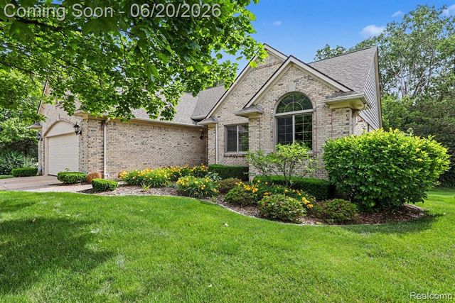 62998 Invitational Drive, Washington, MI 48094