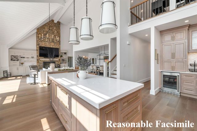 18 Lovejoy Lane, Meredith, NH 03253