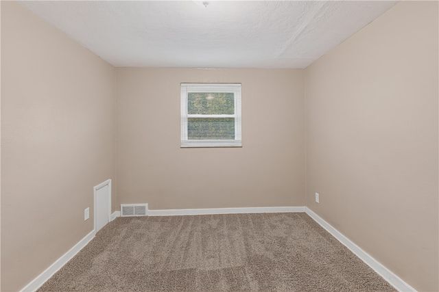 921 Lincoln Way, Mckeesport, PA 15132