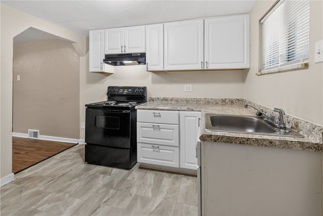 921 Lincoln Way, Mckeesport, PA 15132