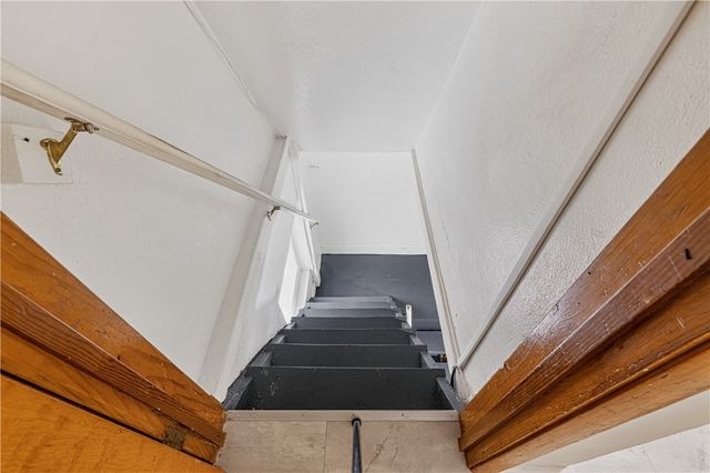 921 Lincoln Way, Mckeesport, PA 15132