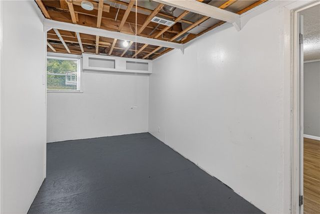 921 Lincoln Way, Mckeesport, PA 15132