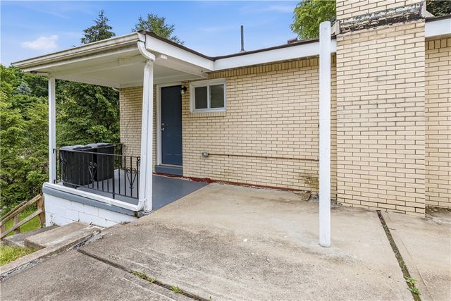921 Lincoln Way, Mckeesport, PA 15132