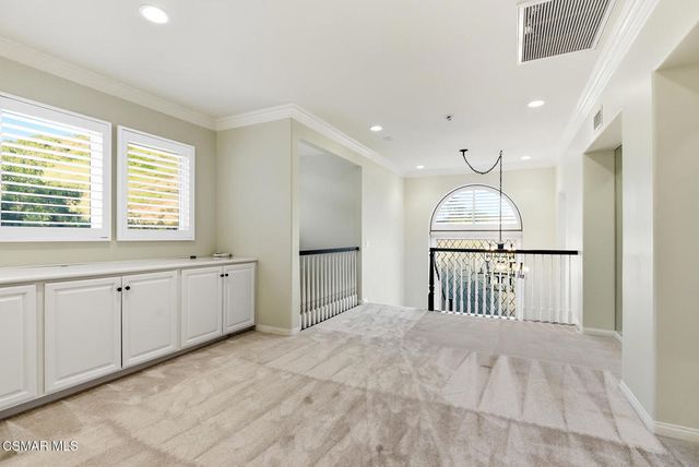 708 Ravensbury Street, Lake Sherwood, CA 91361