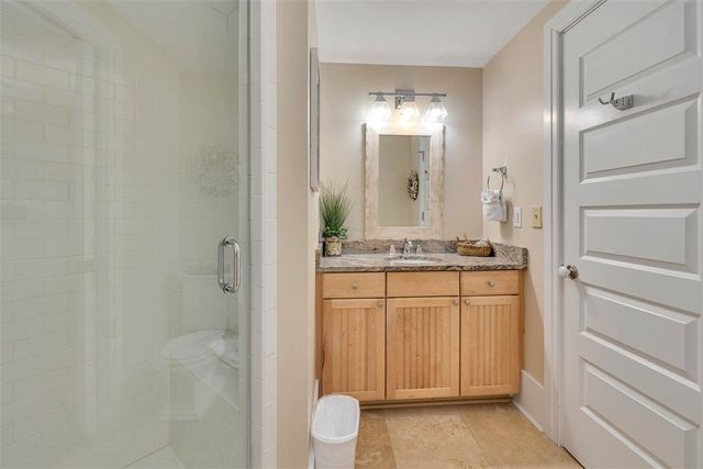 744 Ocean Blvd 202, St Simons Island, GA 31522