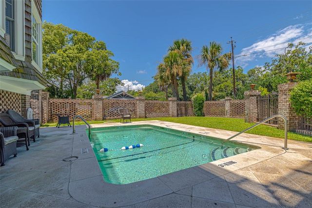 744 Ocean Blvd 202, St Simons Island, GA 31522