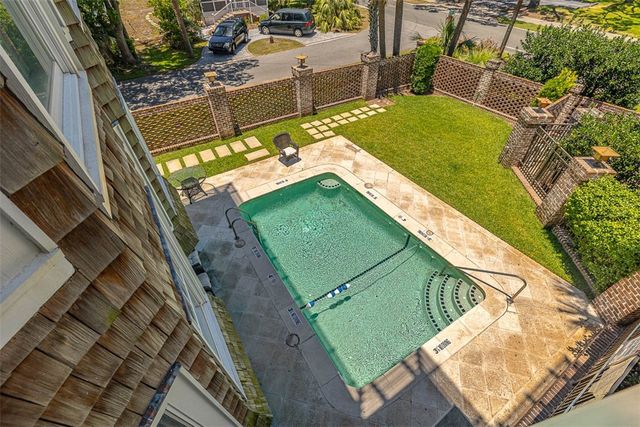 744 Ocean Blvd 202, St Simons Island, GA 31522