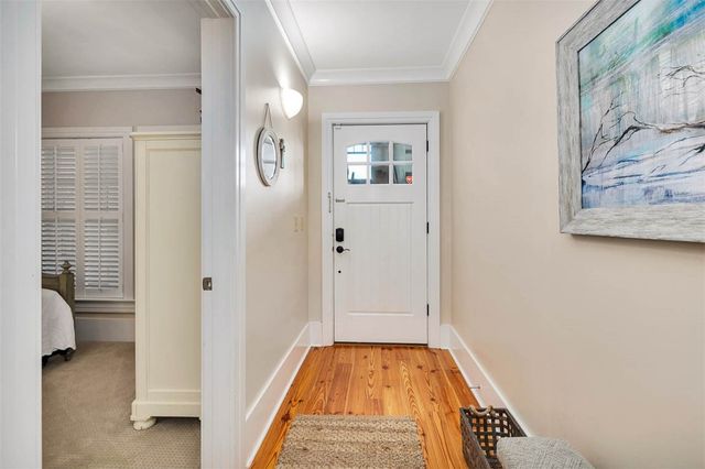 744 Ocean Blvd 202, St Simons Island, GA 31522